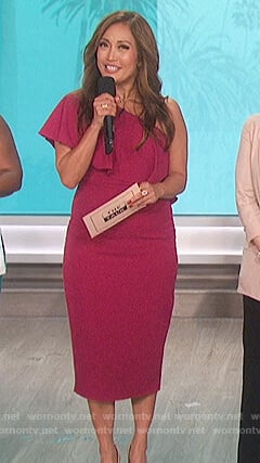 Carrie’s pink off shoulder ruffle dress on The Talk