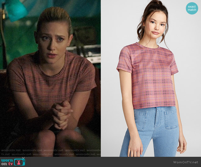 Twik Printed Zip Tee in Pink Plaid worn by Betty Cooper (Lili Reinhart) on Riverdale