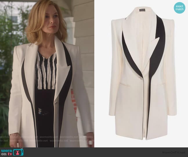 WornOnTV: Anne’s white contrast lapel blazer on What/If | Renee ...