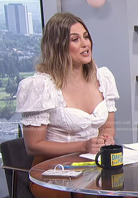 Carissa’s white puff sleeve top on E! News Daily Pop