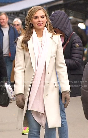 Hannah’s white coat and pink scarf on The Bachelorette
