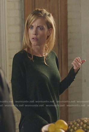 Kelly Anne's green button cuff top on Queen of the South