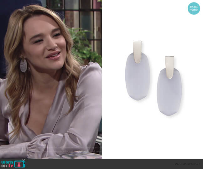 Aragon Statement Drop Earrings by Kendra Scott worn by Summer Newman (Hunter King) on The Young and the Restless