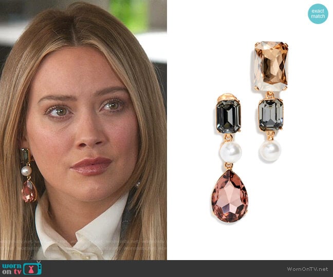 Bold Crystal Earrings by Oscar de la Renta worn by Kelsey Peters (Hilary Duff) on Younger