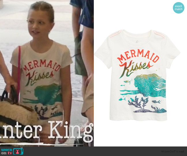 Mermaid Kisses Graphic Tee by Peek worn by Sophia Hughes (Giselle Eisenberg) on Life in Pieces