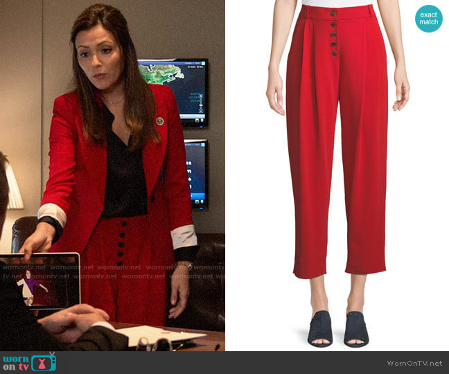 Emily’s red pants on Designated Survivor