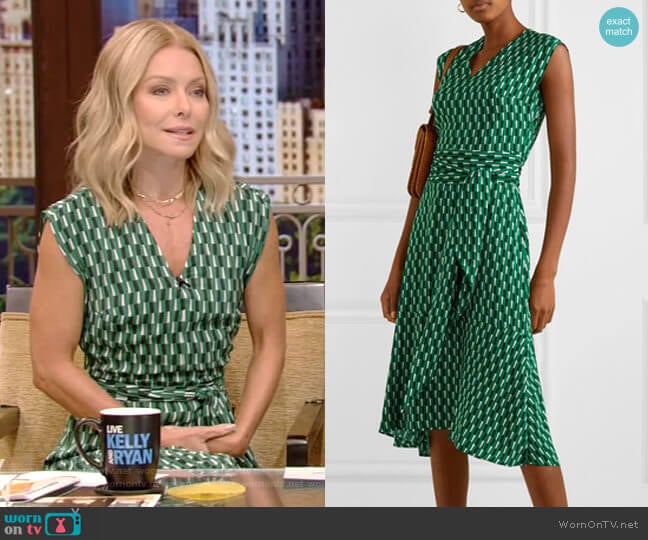 WornOnTV Kelly s green geometric print dress on Live with Kelly