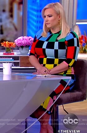 Meghan’s colorblock sheath dress on The View