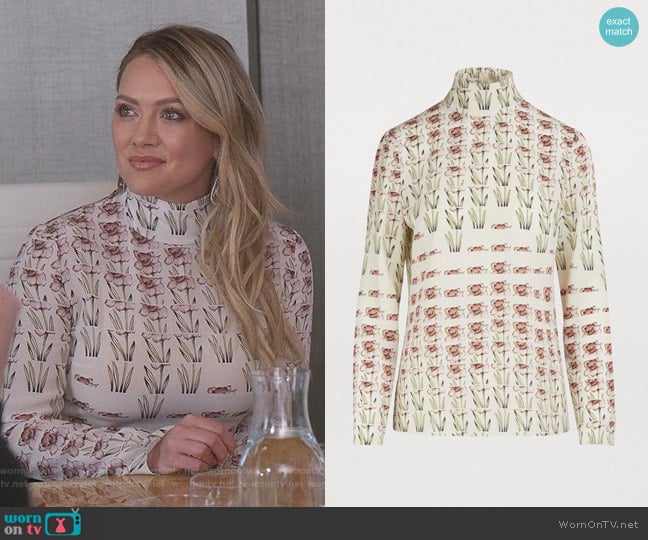 Printed Blouse by Prada worn by Kelsey Peters (Hilary Duff) on Younger