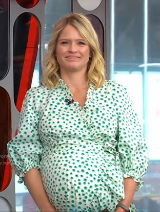 Sara’s white and green floral wrap dress on GMA Strahan And Sara