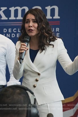 Isabel's white asymmetric blazer on Designated Survivor