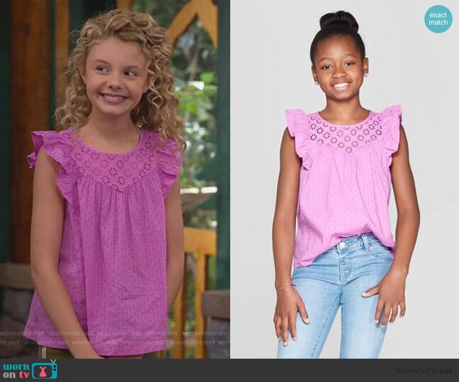 Woven Eyelet Top by Cat & Jack worn by Destiny Baker (Mallory James Mahoney) on Bunkd