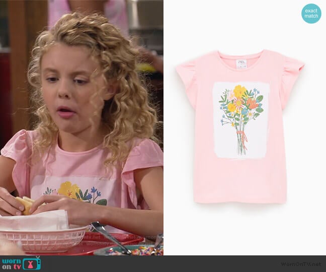 Print Tee by Zara worn by Destiny Baker (Mallory James Mahoney) on Bunkd