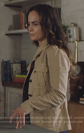 Teresa's beige utility jacket on Queen of the South