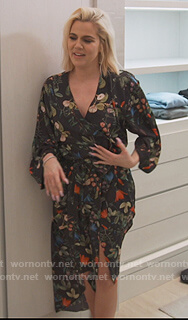 Khloe's black floral robe on Keeping Up with the Kardashians