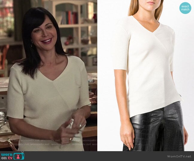 Wornontv Cassies White Ribbed Asymmetric Top On Good Witch Catherine Bell Clothes And