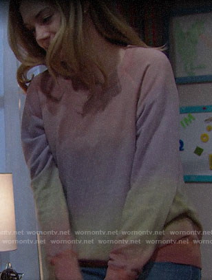 Hope’s ombre sweatshirt on The Bold and the Beautiful