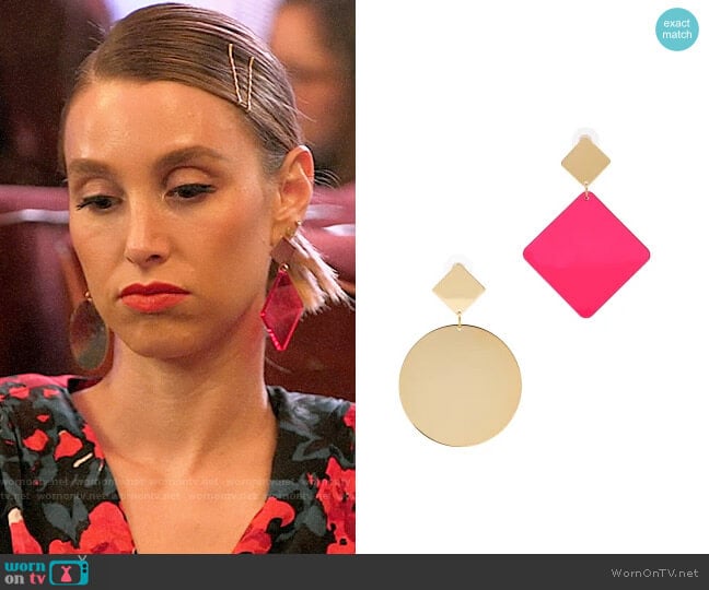 Isabel Marant Asphalt Mismatched Earrings worn by Whitney Port (Whitney Port) on The Hills New Beginnings