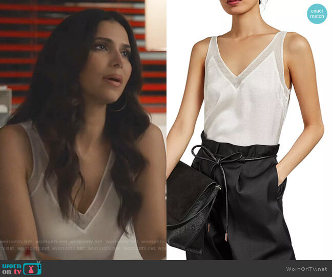Lilyane top by Ted Baker worn by Gigi Mendoza (Roselyn Sánchez) on Grand Hotel