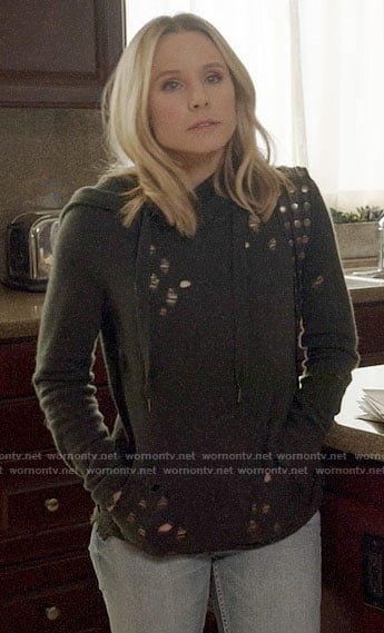 Veronica’s grey distressed hoodie on Veronica Mars