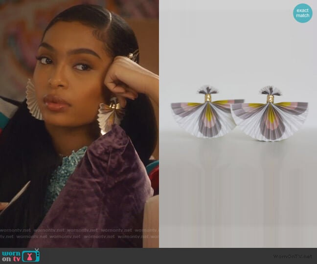 Pretty Wings Elegant Little Things by Mas & Nobu worn by Zoey Johnson (Yara Shahidi) on Grown-ish