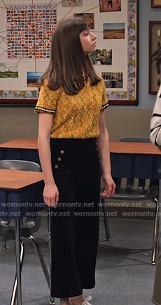 Molly’s yellow tweed top and wide-leg pants on No Good Nick
