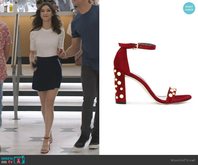 Pearl Embellished Sandals by Stuart Weitzman worn by Alicia Mendoza (Denyse Tontz) on Grand Hotel