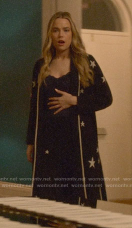 Ainsley’s star print robe on Four Weddings and a Funeral
