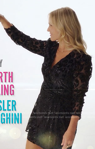 Jennie Garth’s black leopard dress on BH90210 intro