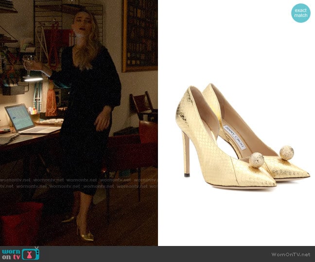 Jimmy Choo Sadira 100 snakeskin pumps worn by Ainsley Howard (Rebecca Rittenhouse) on Four Weddings and a Funeral