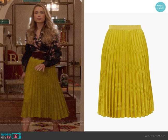 Ted Baker Kkoreli Pleated Satin Midi Skirt worn by Ainsley Howard (Rebecca Rittenhouse) on Four Weddings and a Funeral