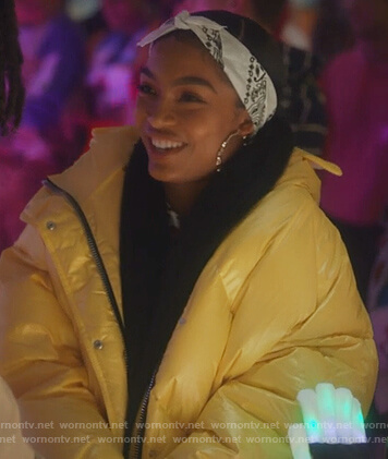 Zoey's yellow puffer jacket on Grown-ish