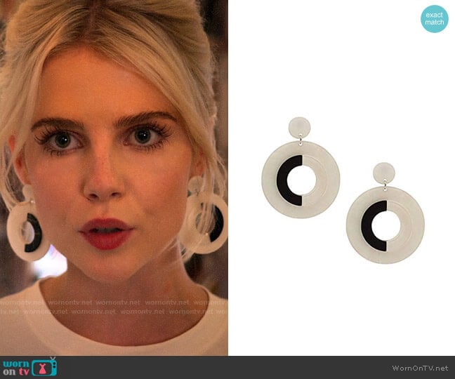 8 Other Reasons Fame Hoops worn by Astrid (Lucy Boynton) on The Politician