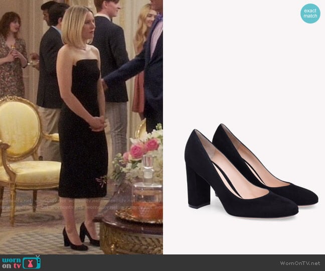 Gianvito Rossi Linda Pumps worn by Eleanor Shellstrop (Kristen Bell) on The Good Place