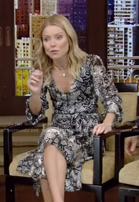 Kelly’s snake print v-neck dress on Live with Kelly and Ryan