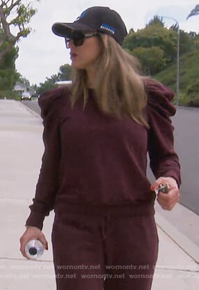 Kelly’s maroon puff sleeve sweatshirt and pants on The Real Housewives of Orange County