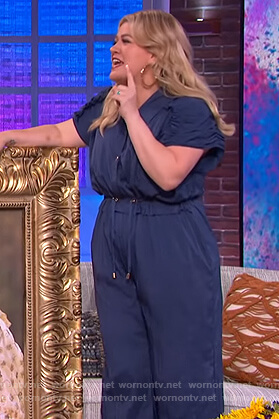 Kelly’s navy drawstring jumpsuit on The Kelly Clarkson Show