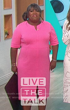 Sheryl’s pink sheath dress on The Talk