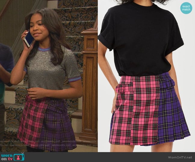 Mixed Check Buckle Kilt Skirt by Topshop worn by Nia Baxter (Navia Robinson) on Ravens Home