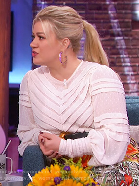 Kelly's white lace blouse and skirt on The Kelly Clarkson Show
