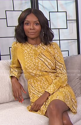 Zuri’s yellow floral mini dress on E! News