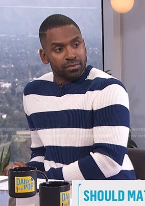 Justin’s blue and white striped sweater on E! News Daily Pop