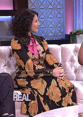 Lisa Edelstein’s balck floral maxi dress on The Real