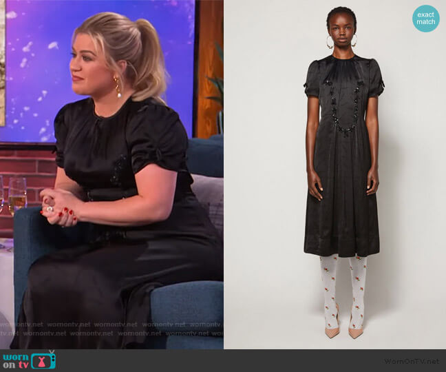  New York Magazine The 40's Dress by Marc Jacobs worn by Kelly Clarkson on The Kelly Clarkson Show