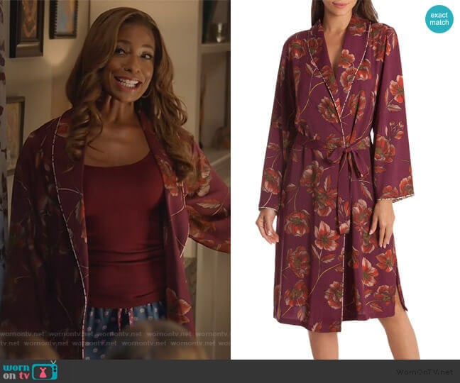 Austin Floral Robe by Midnight Bakery worn by Poppy (Kimrie Lewis) on Single Parents