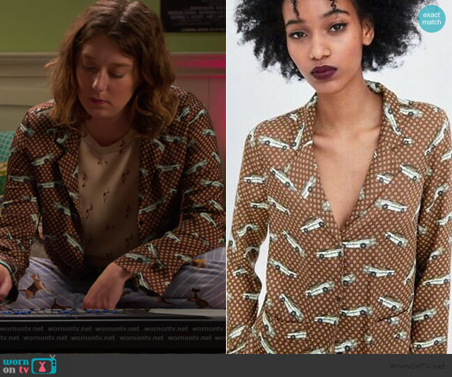 Brown Car Print Pajama Style Shirt by Zara worn by Nonnie Thompson (Kimmy Shields) on Insatiable