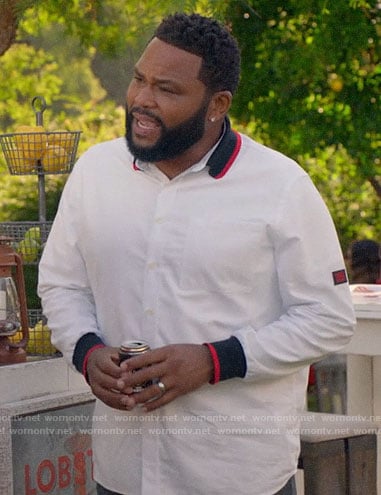 Andre's white shirt with contrasting trim on Black-ish