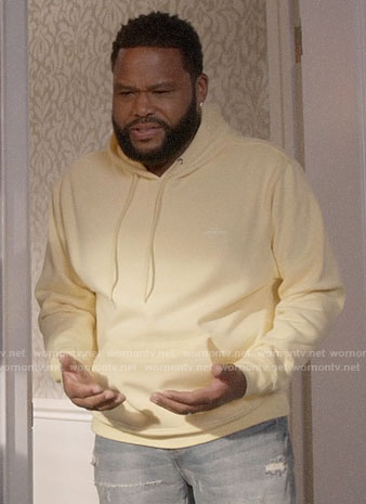 Andre’s yellow hoodie on Black-ish