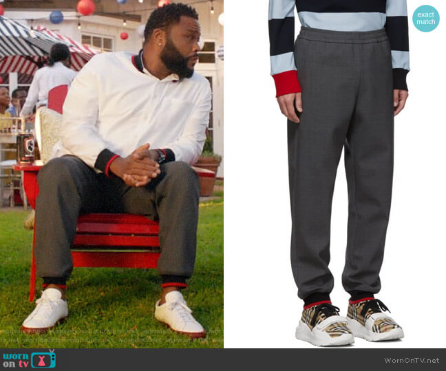 Burberry Jogger Lounge Pants worn by Andre Johnson (Anthony Anderson) on Black-ish