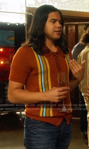 Cisco’s striped button down polo shirt on The Flash